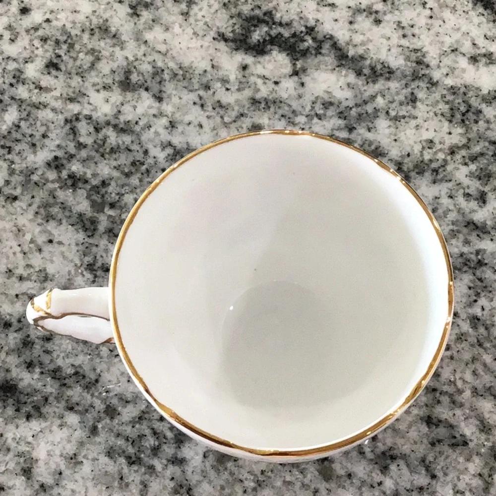 Vintage England Bone China Floral Cup! - Picture 3 of 4